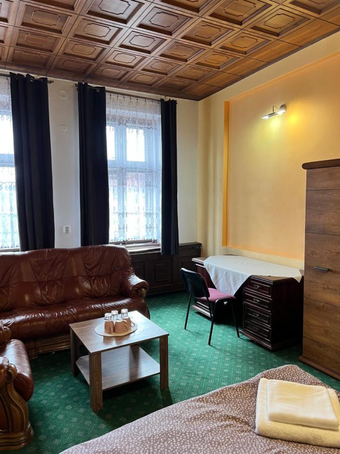 Hotel Maxim Frydek-Mistek Exterior photo